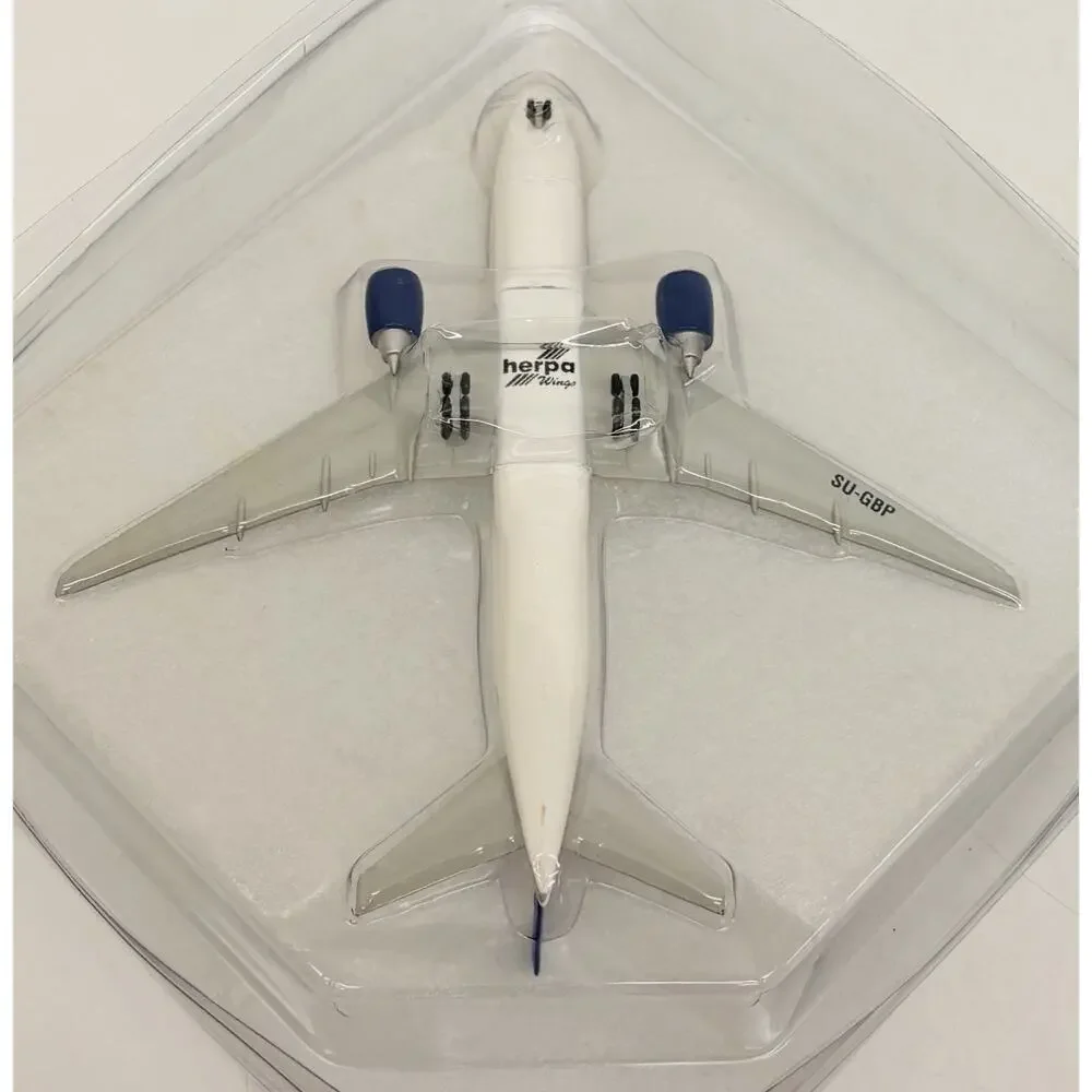 Herpa Wings 1:500 Egypt Air Boeing 777-200 Diecast 506410 New